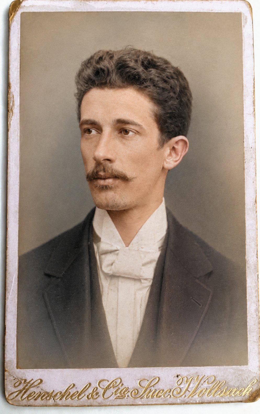 Estudante da Faculdade de Direito de São Paulo, onde se formou em 1891